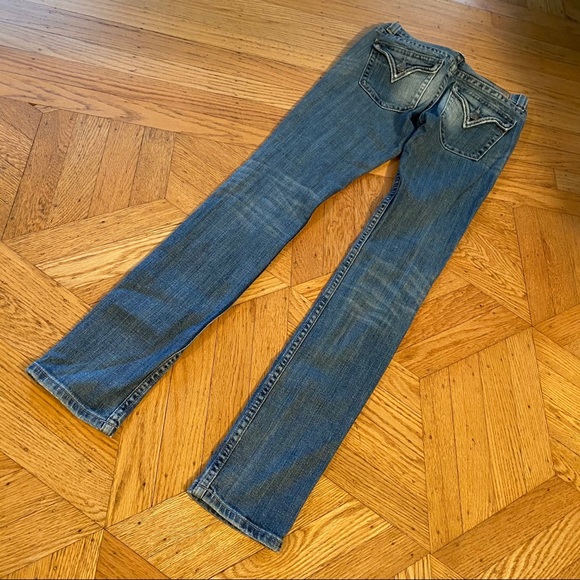 The New York Skinny Distressed Jean - Picture 6 of 6